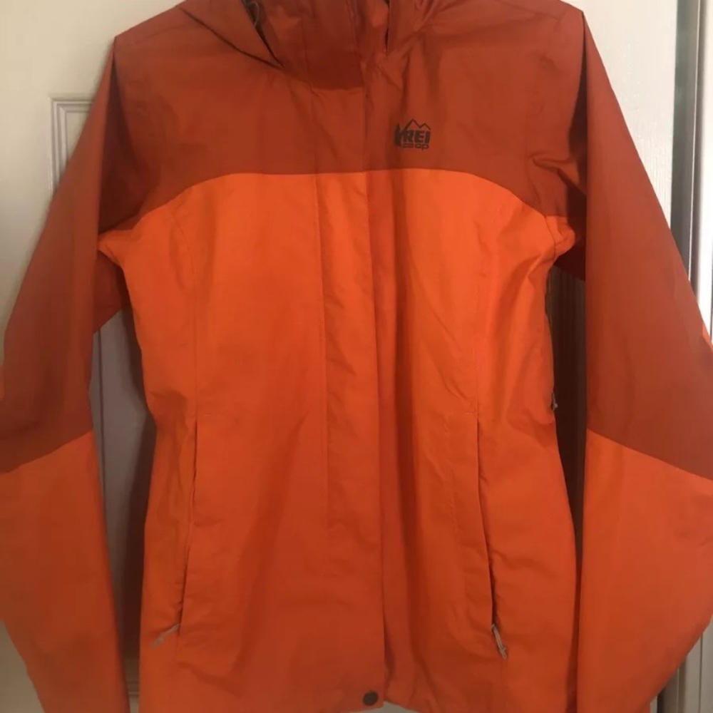 REI Co-op Women's Rainier Rain Jacket, Medium